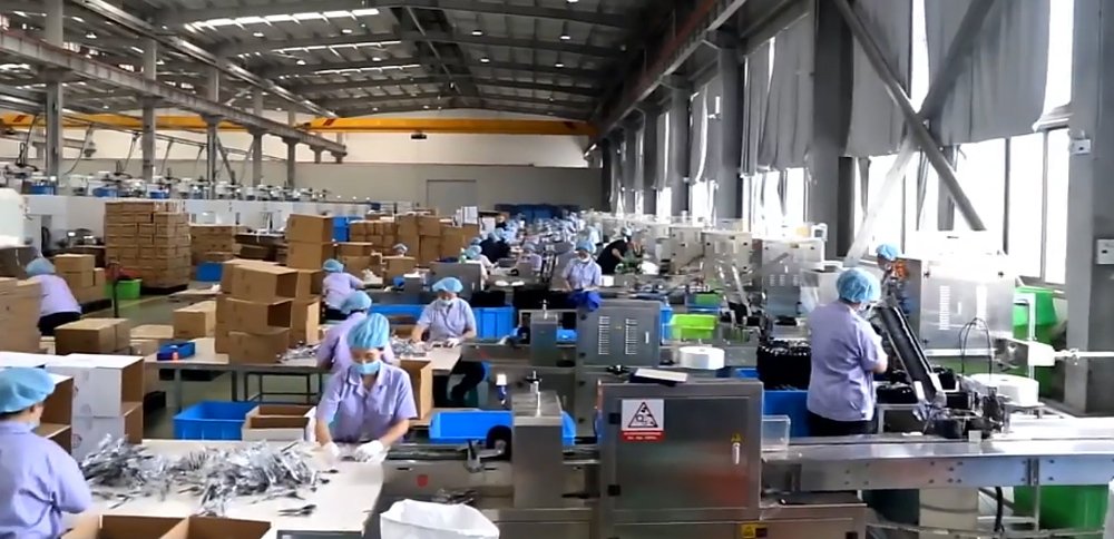 Guanzhong Plastic Food Packaging Manufacturer Factory